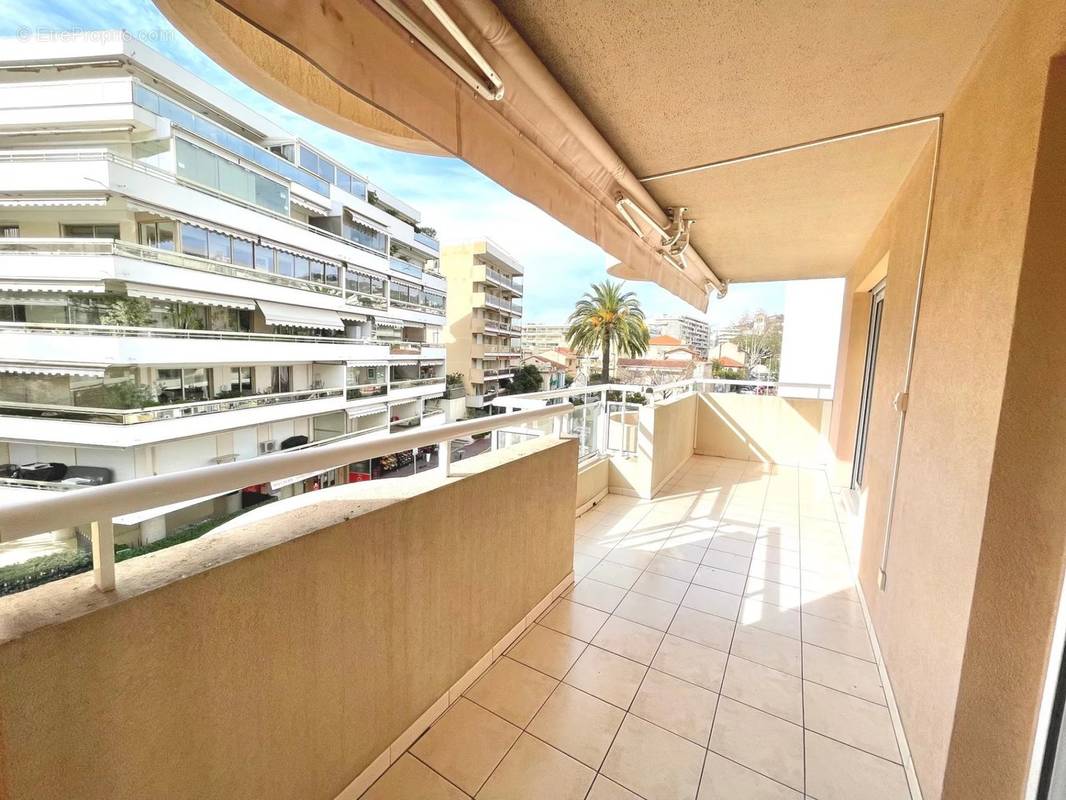 Appartement à CANNES