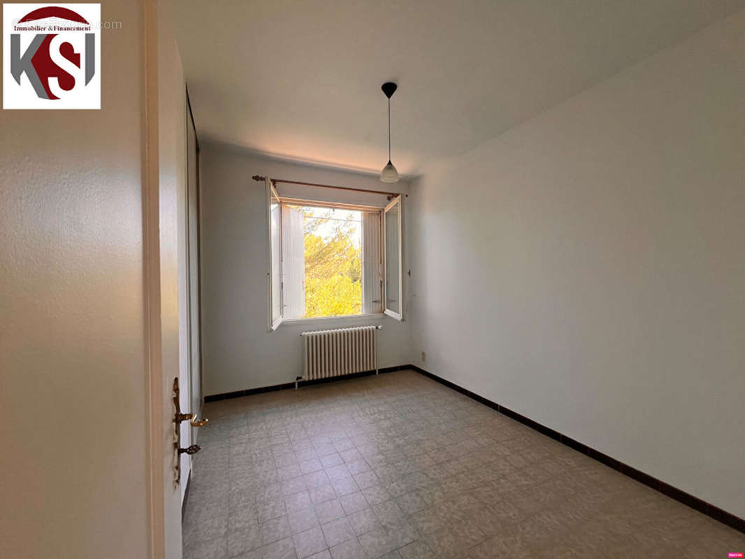 Appartement à SAINT-MAXIMIN-LA-SAINTE-BAUME