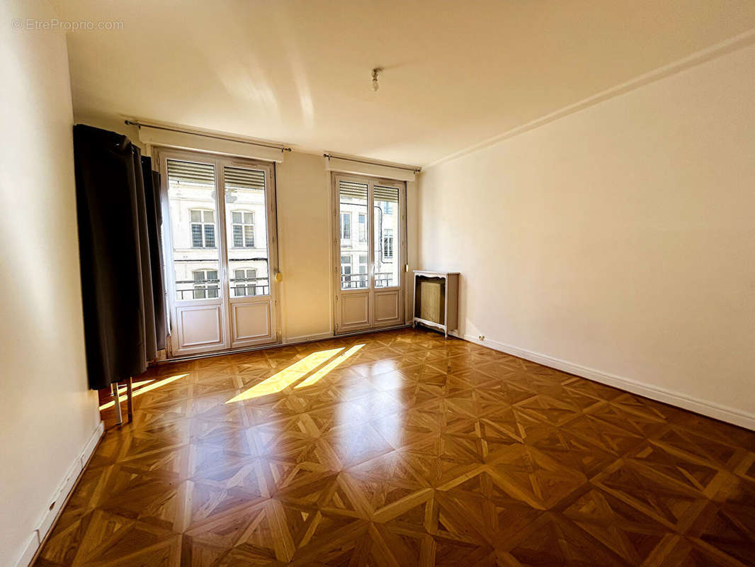 Appartement à VALENCIENNES