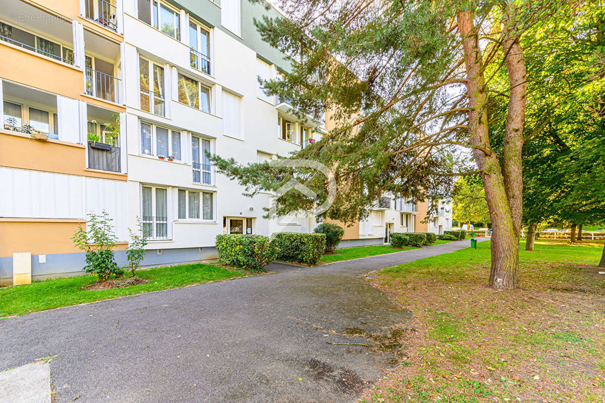 Appartement à LAGNY-SUR-MARNE