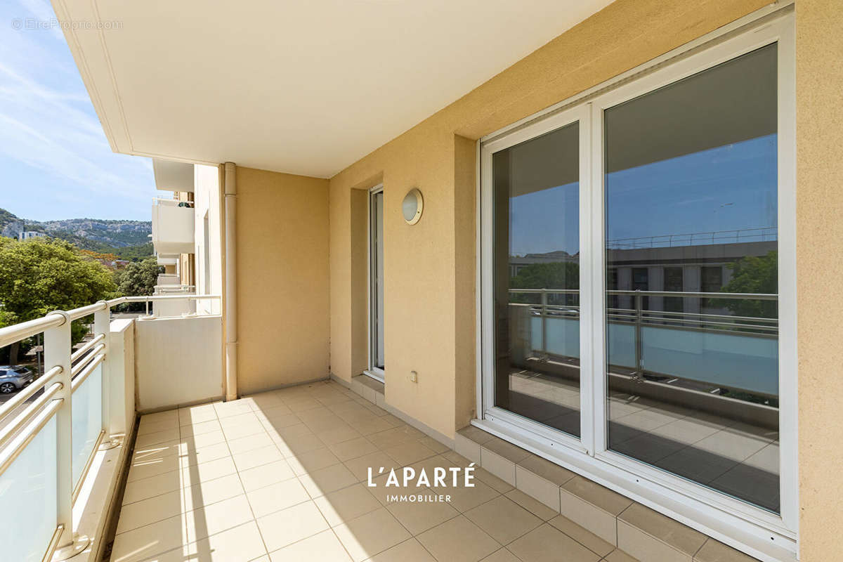 Appartement à MARSEILLE-9E