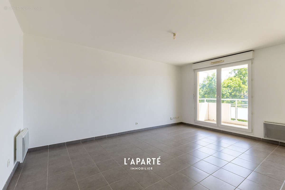 Appartement à MARSEILLE-9E