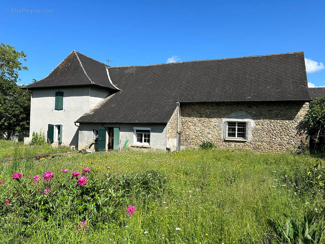 Maison à GOTEIN-LIBARRENX