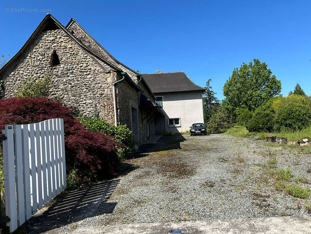 Maison à GOTEIN-LIBARRENX