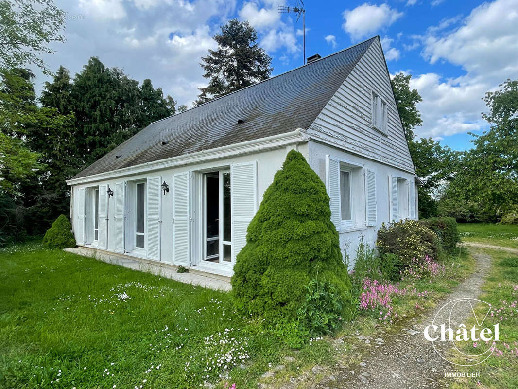 Maison à SENLIS