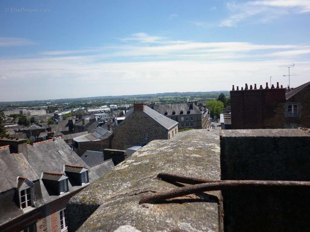 Appartement à FOUGERES