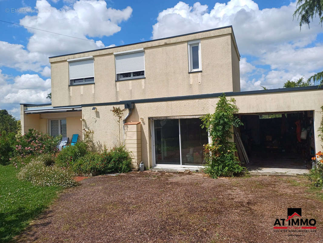 Maison à CHALAIS