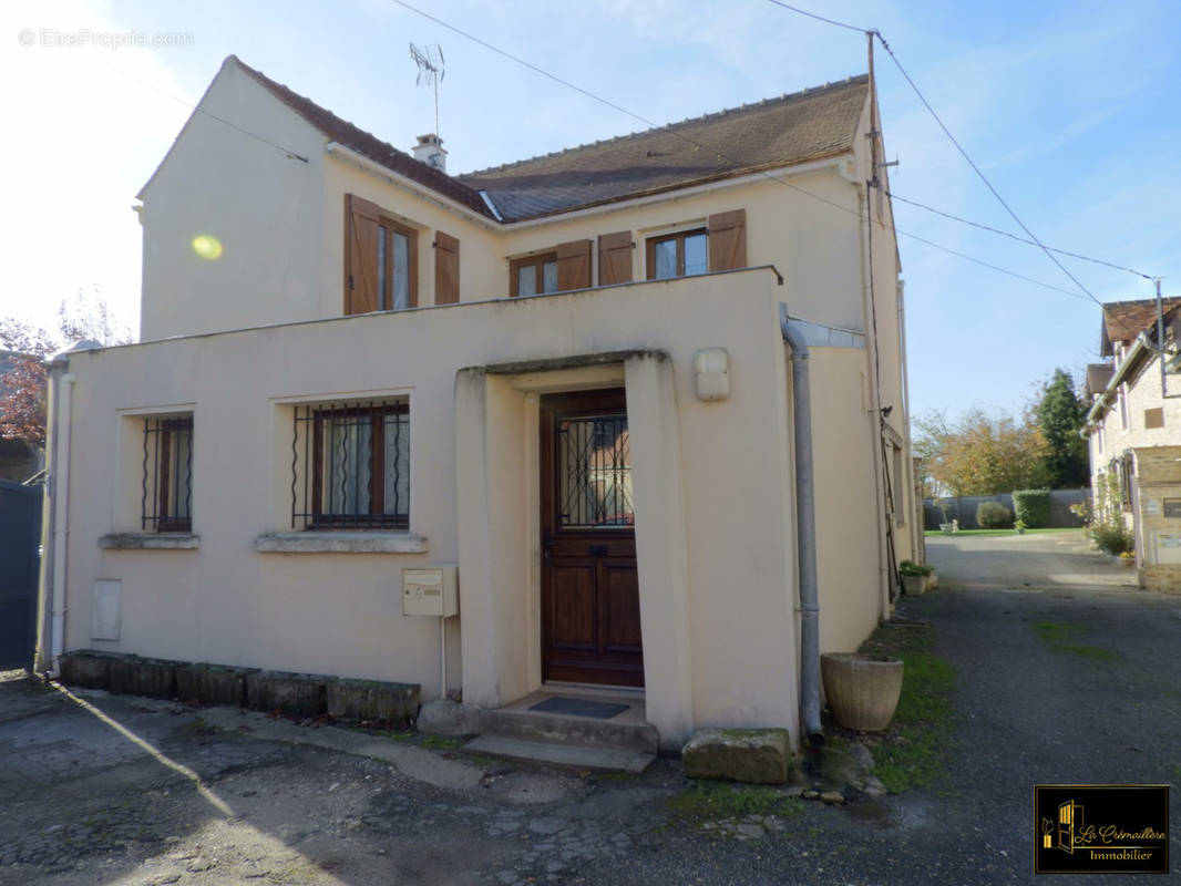 Maison à CORBREUSE