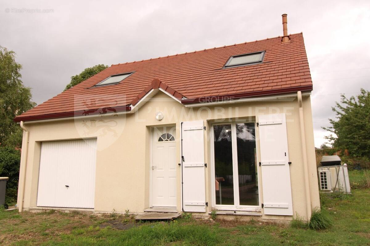 Maison à BONNIERES-SUR-SEINE