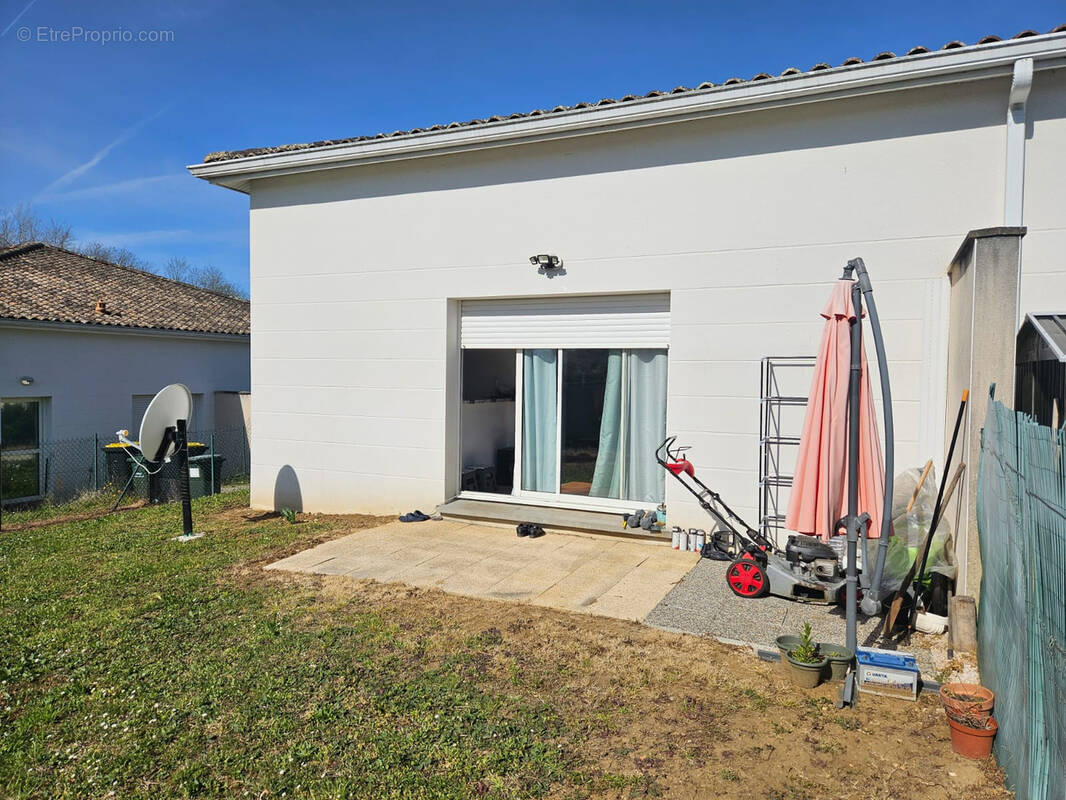 Appartement à SAUVETERRE-DE-GUYENNE