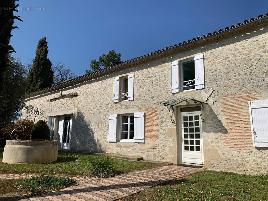 Maison à SAINT-SEVE