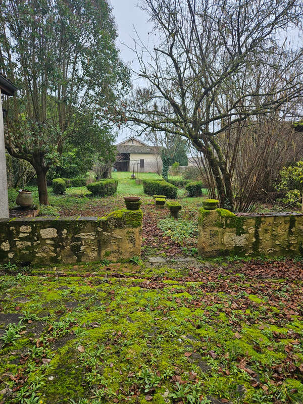 Maison à SAUVETERRE-DE-GUYENNE