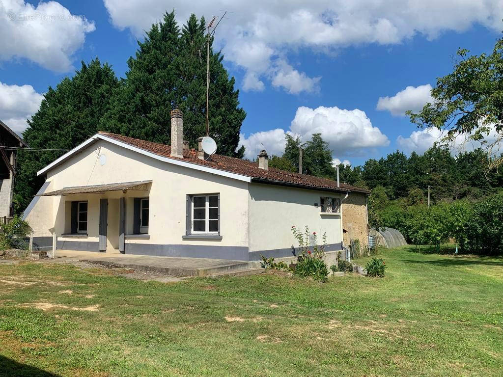 Maison à SAUVETERRE-DE-GUYENNE