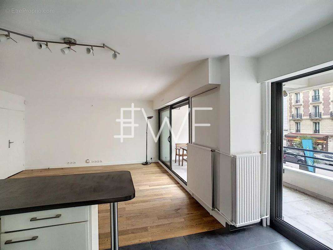 Appartement à LEVALLOIS-PERRET