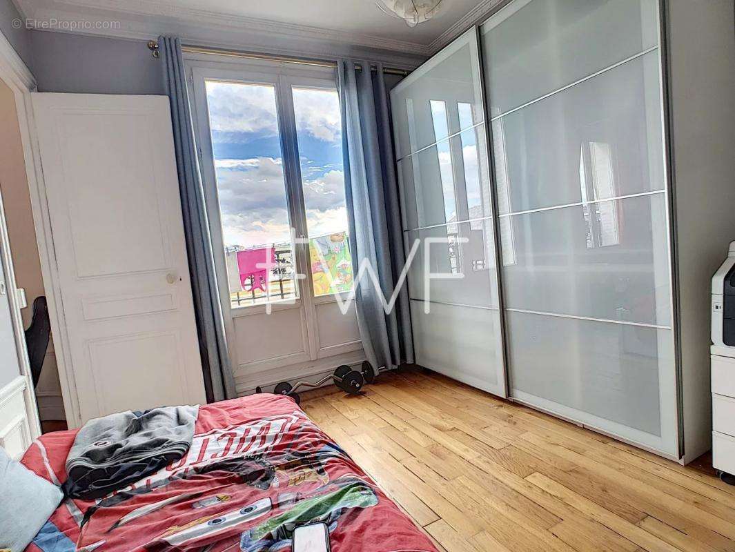 Appartement à PARIS-15E