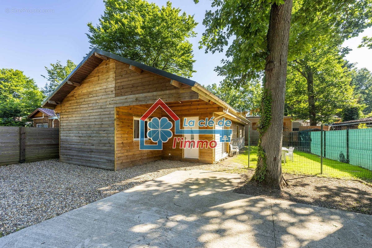 Maison à LIVRY-SUR-SEINE