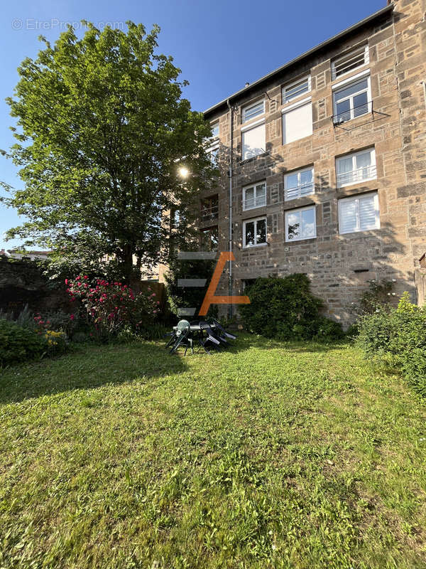 Appartement à SAINT-ETIENNE