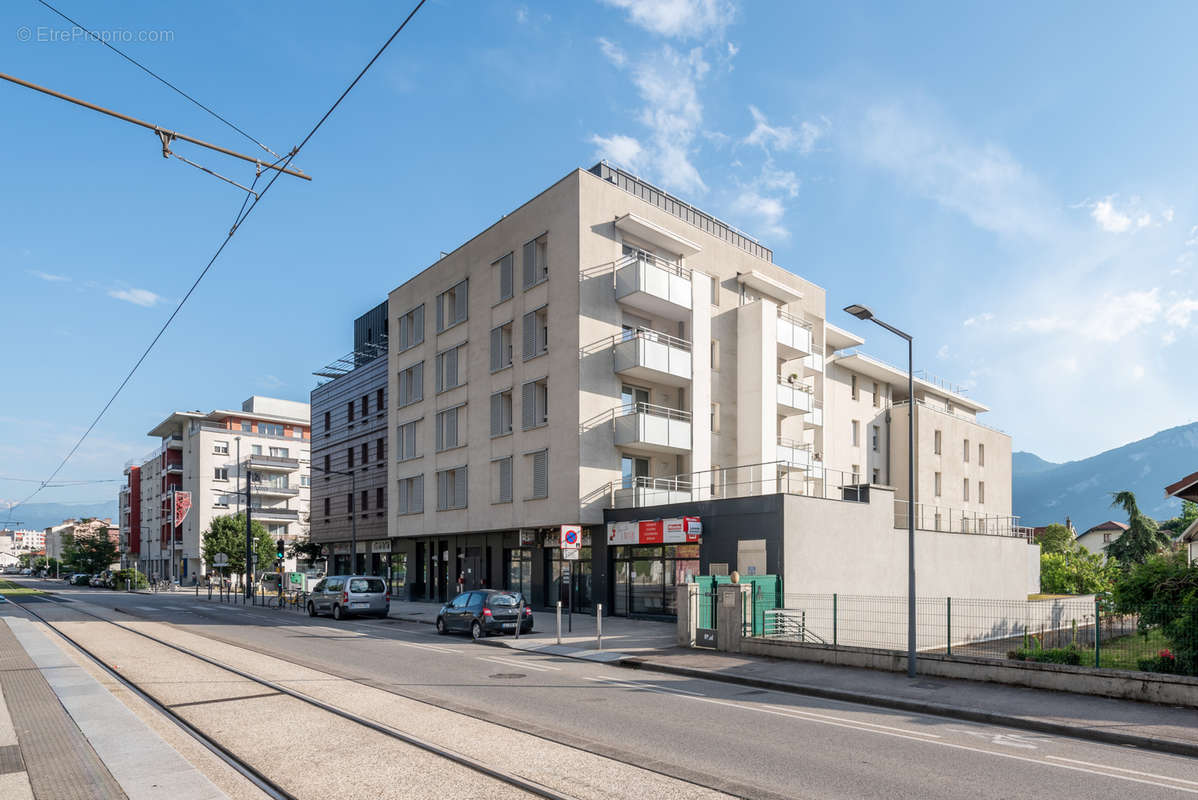 Appartement à SAINT-MARTIN-LE-VINOUX