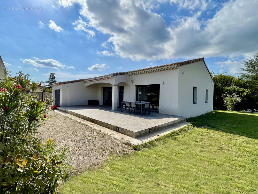 Maison à VAISON-LA-ROMAINE