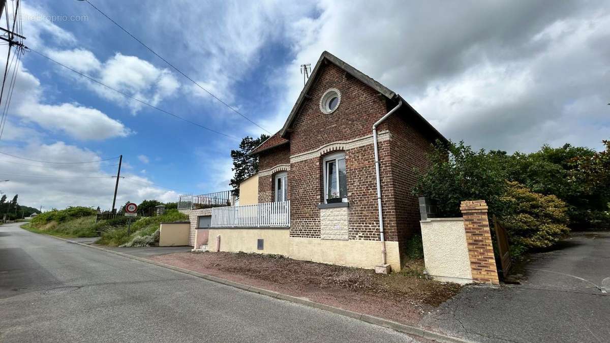 Maison à FLAVY-LE-MARTEL