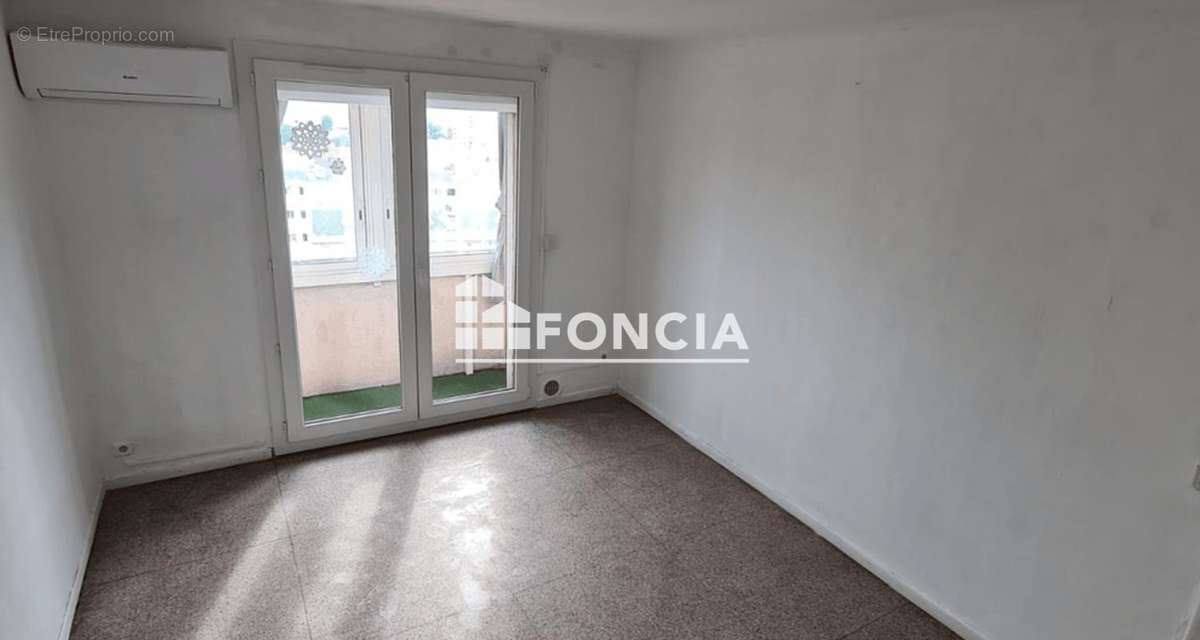 Appartement à MARSEILLE-10E