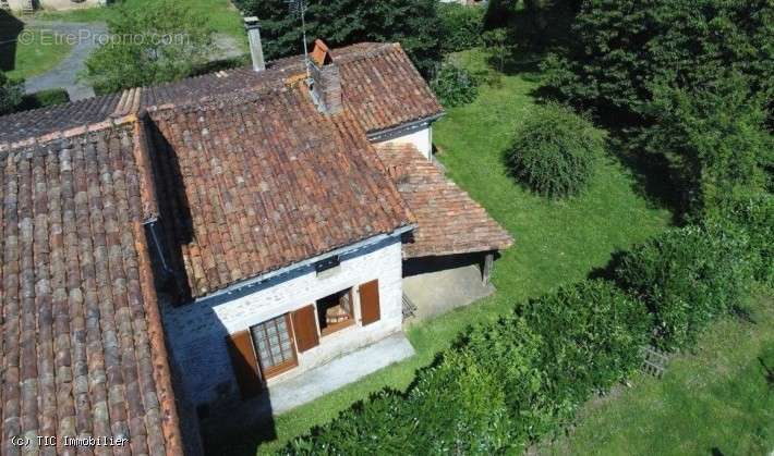 Maison à CHAMPAGNE-MOUTON