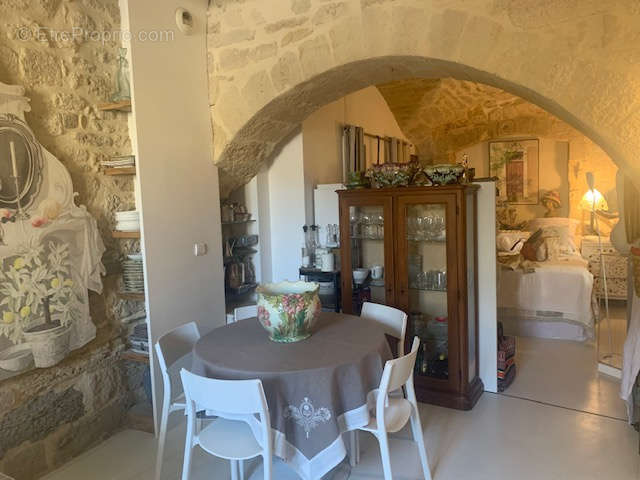 Appartement à UZES