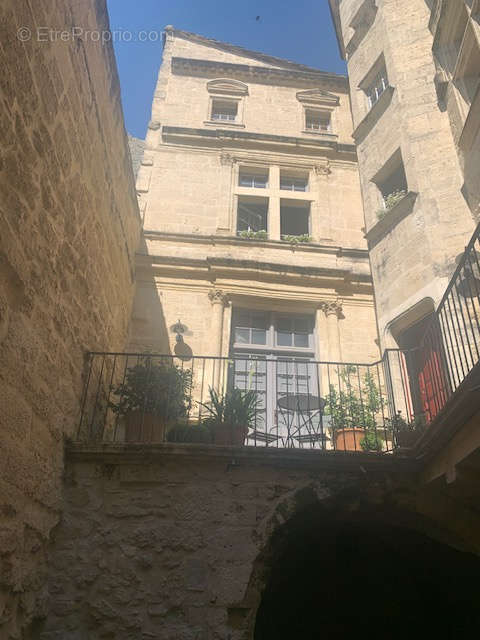 Appartement à UZES