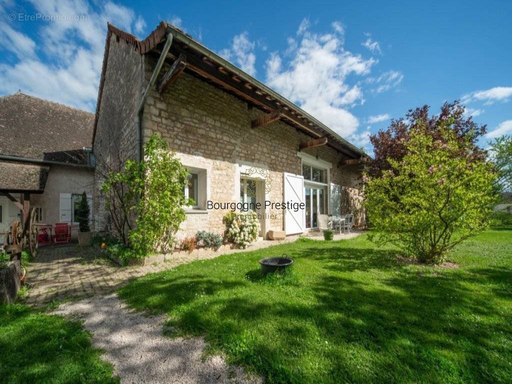 Maison à CHALON-SUR-SAONE