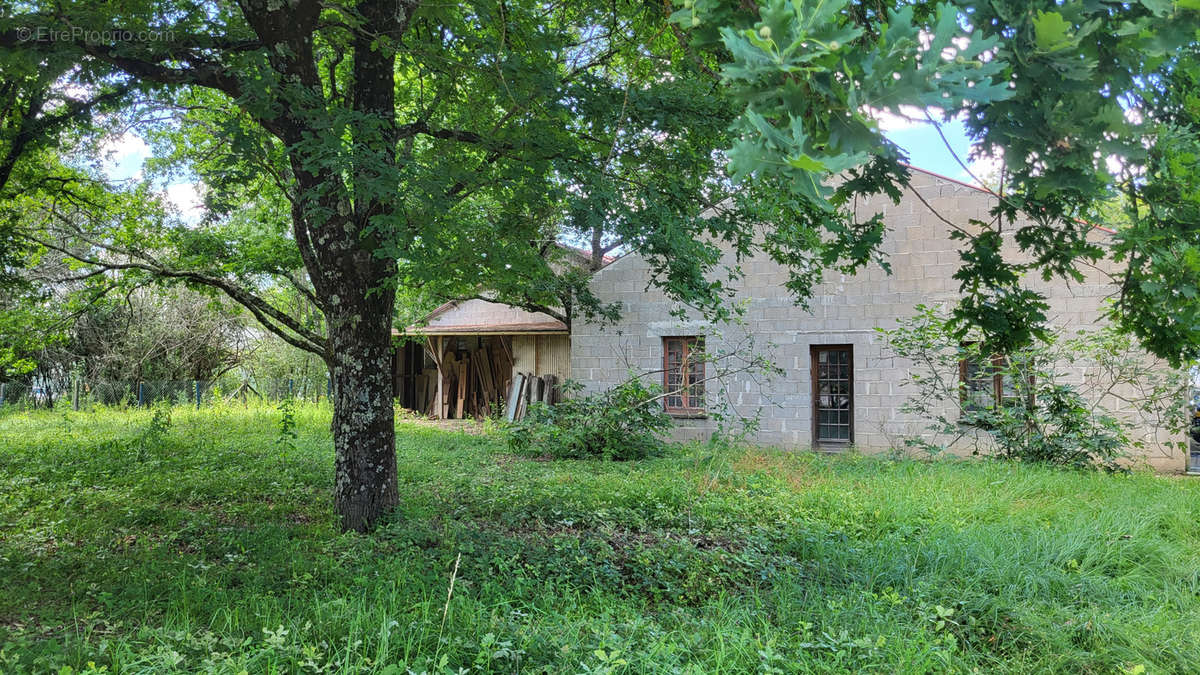 Autre à TOCANE-SAINT-APRE