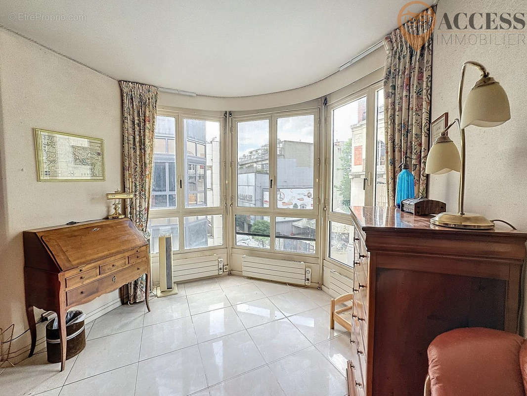 Appartement à ENGHIEN-LES-BAINS