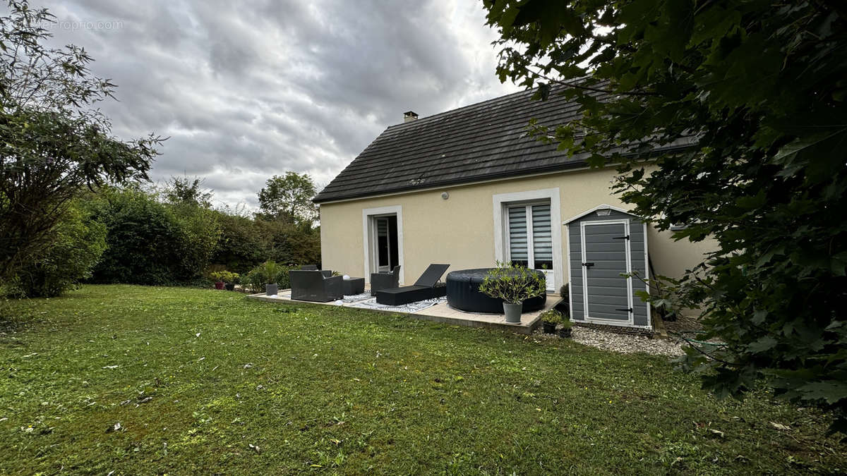 Maison à AUXERRE