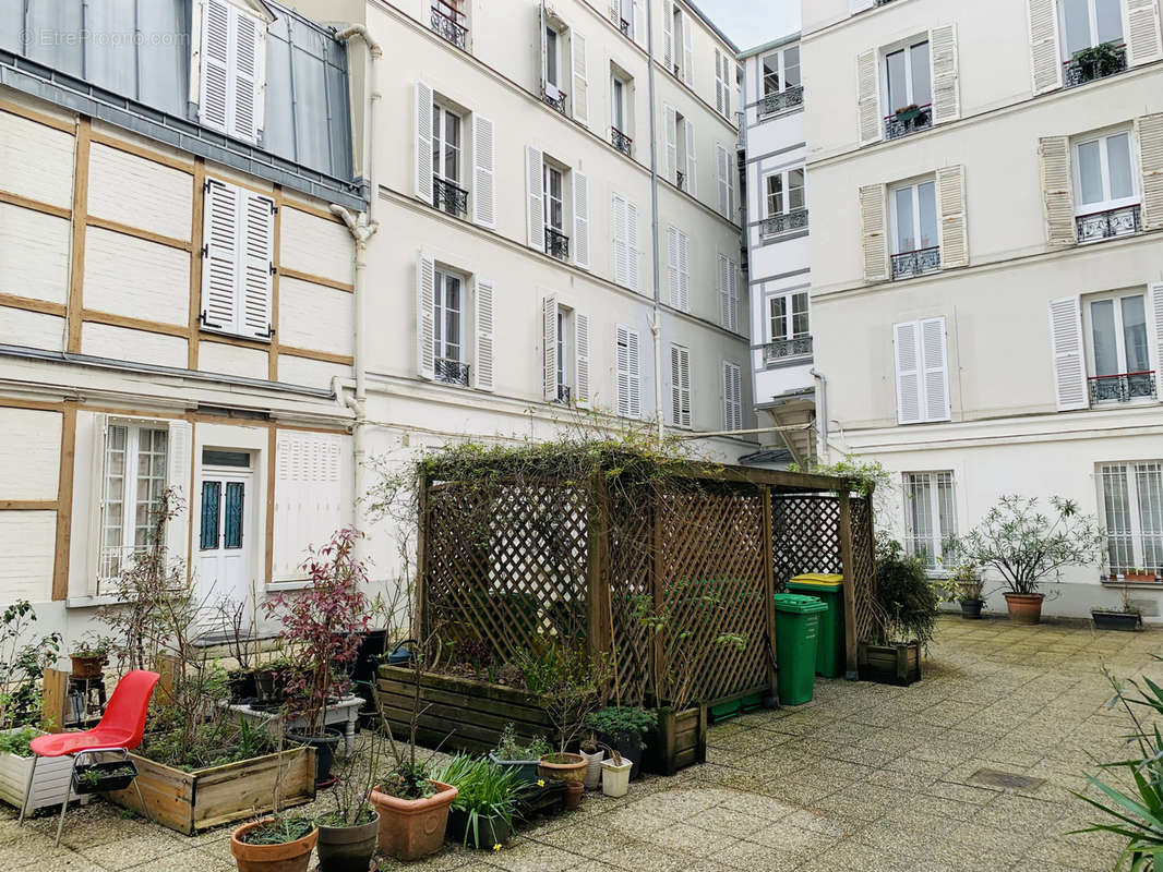 Appartement à PARIS-15E