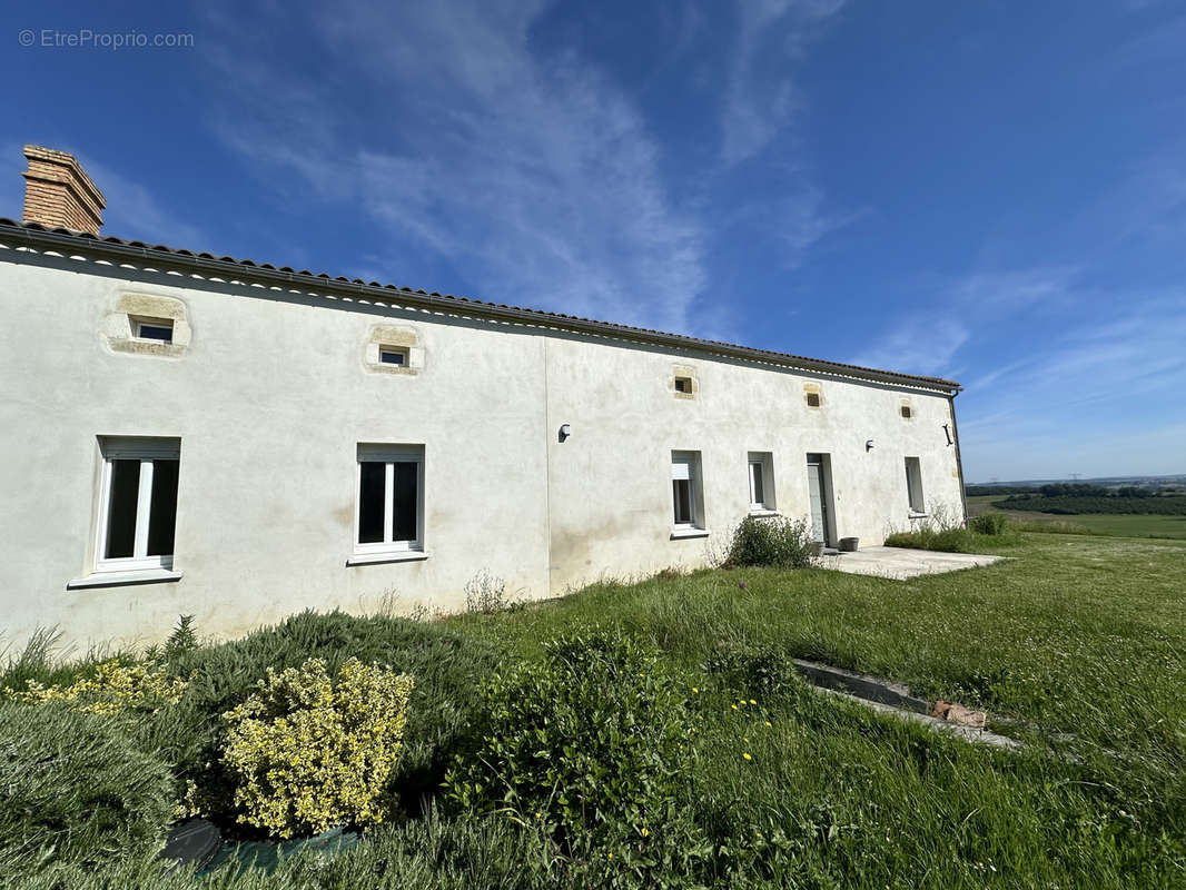 Maison à LEVIGNAC-DE-GUYENNE