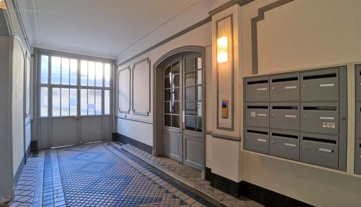 Appartement à SAINT-MAUR-DES-FOSSES