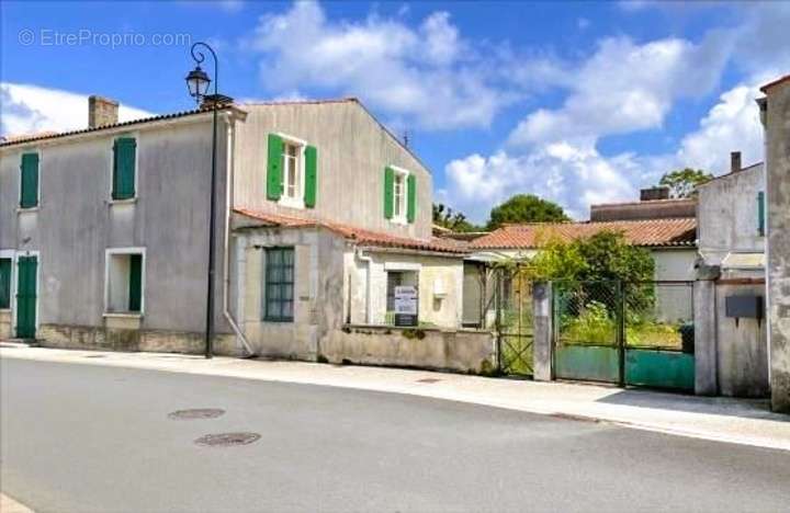 Maison à BOURGNEUF