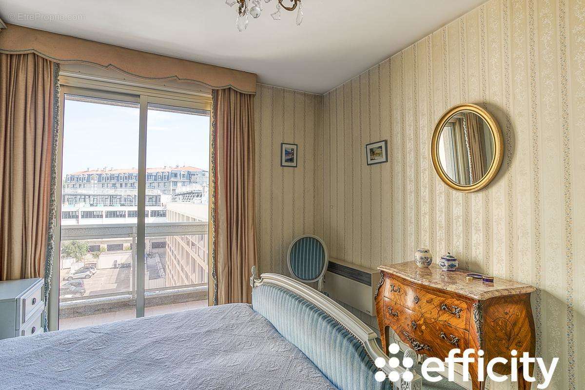 Appartement à LYON-6E