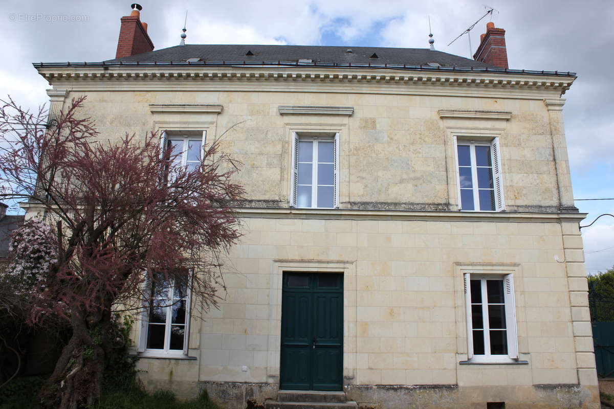 Maison à BENAIS