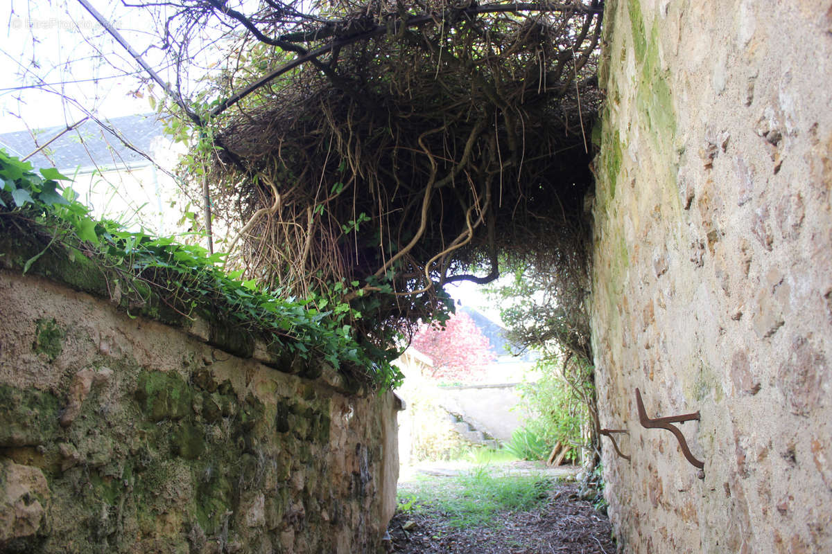 Maison à BENAIS