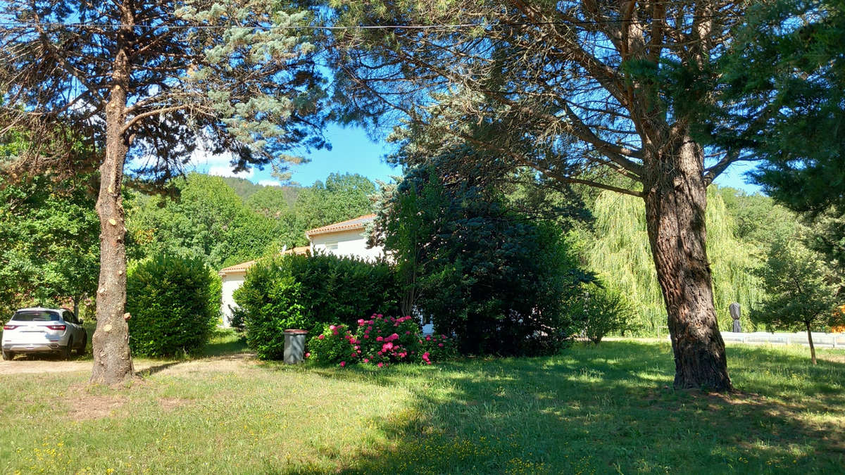 Maison à LAMALOU-LES-BAINS