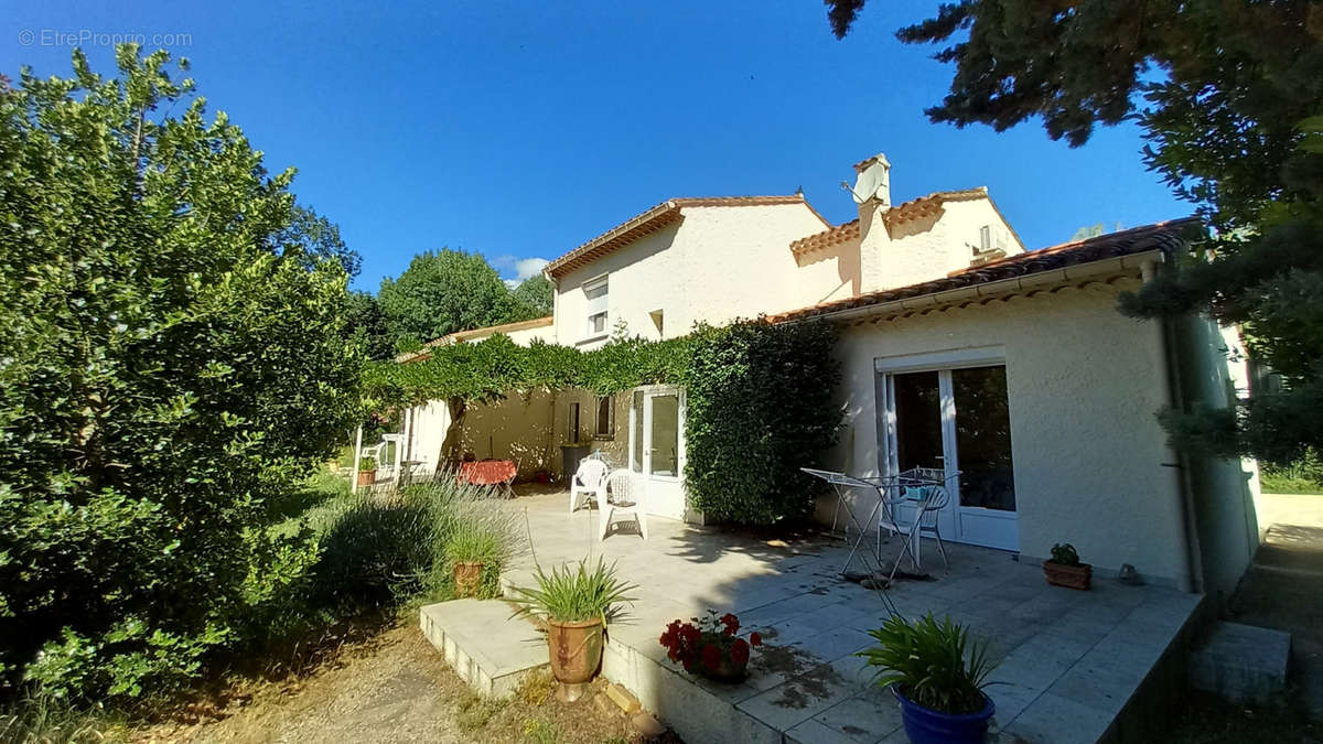 Maison à LAMALOU-LES-BAINS