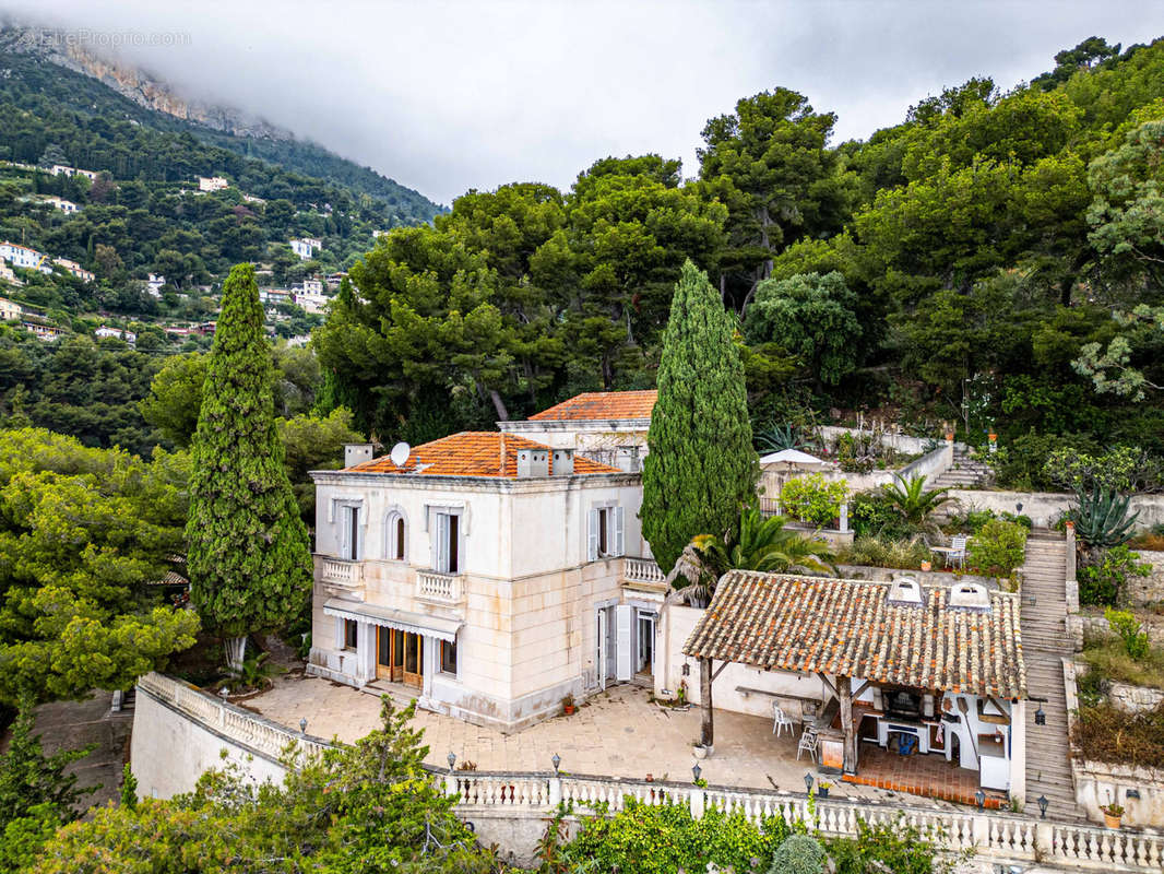 Maison à ROQUEBRUNE-CAP-MARTIN