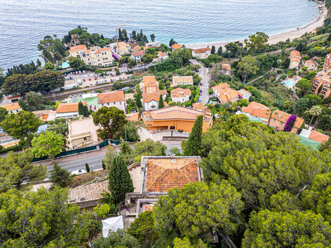 Maison à ROQUEBRUNE-CAP-MARTIN