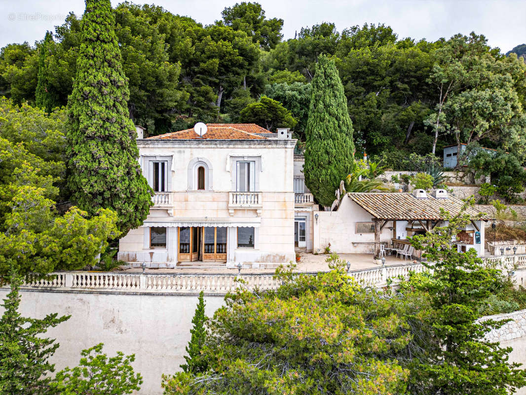 Maison à ROQUEBRUNE-CAP-MARTIN