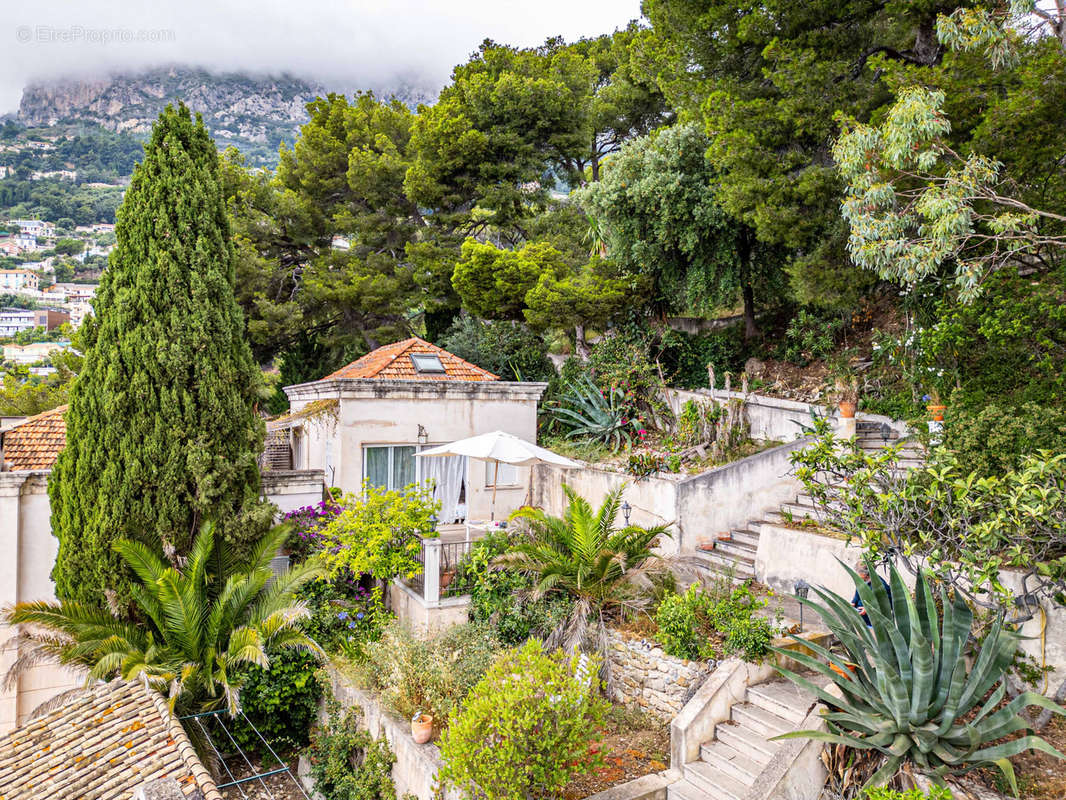 Maison à ROQUEBRUNE-CAP-MARTIN