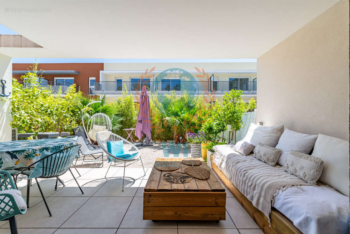 Maison à ROQUEBRUNE-SUR-ARGENS