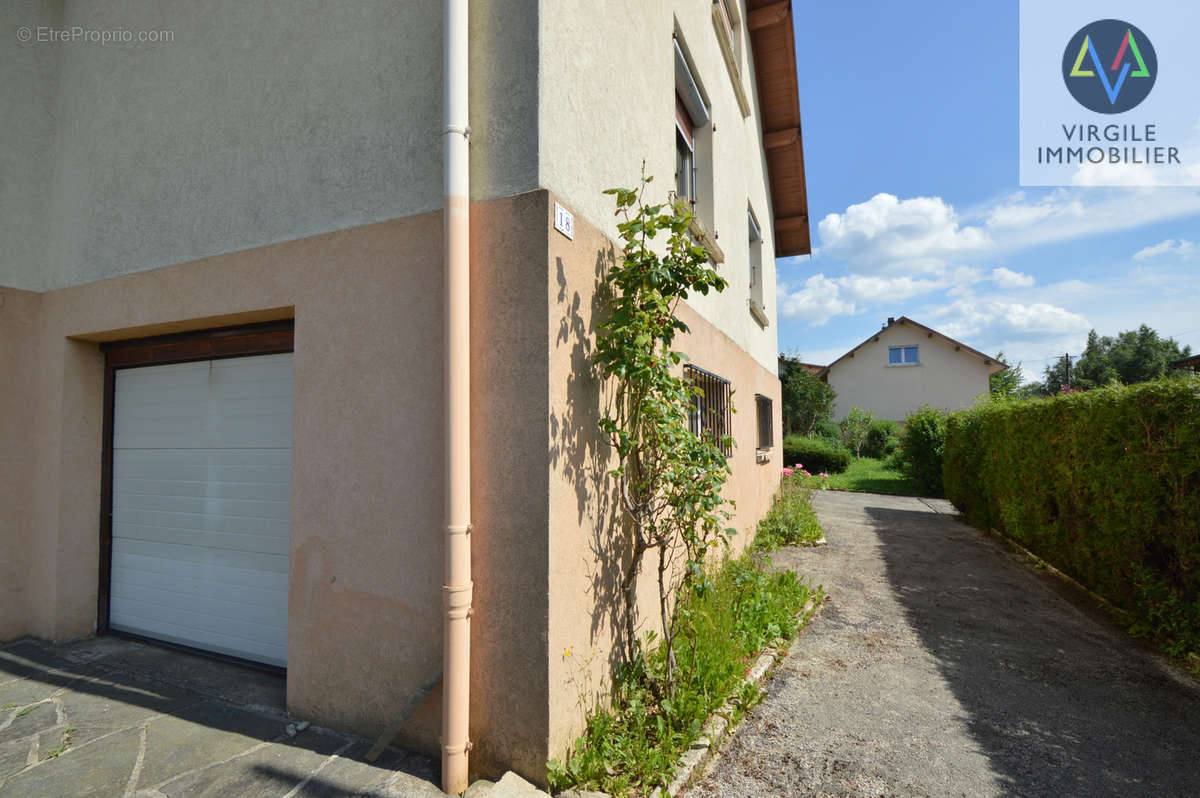 Maison à PONTARLIER