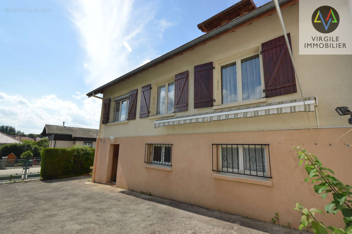 Maison à PONTARLIER