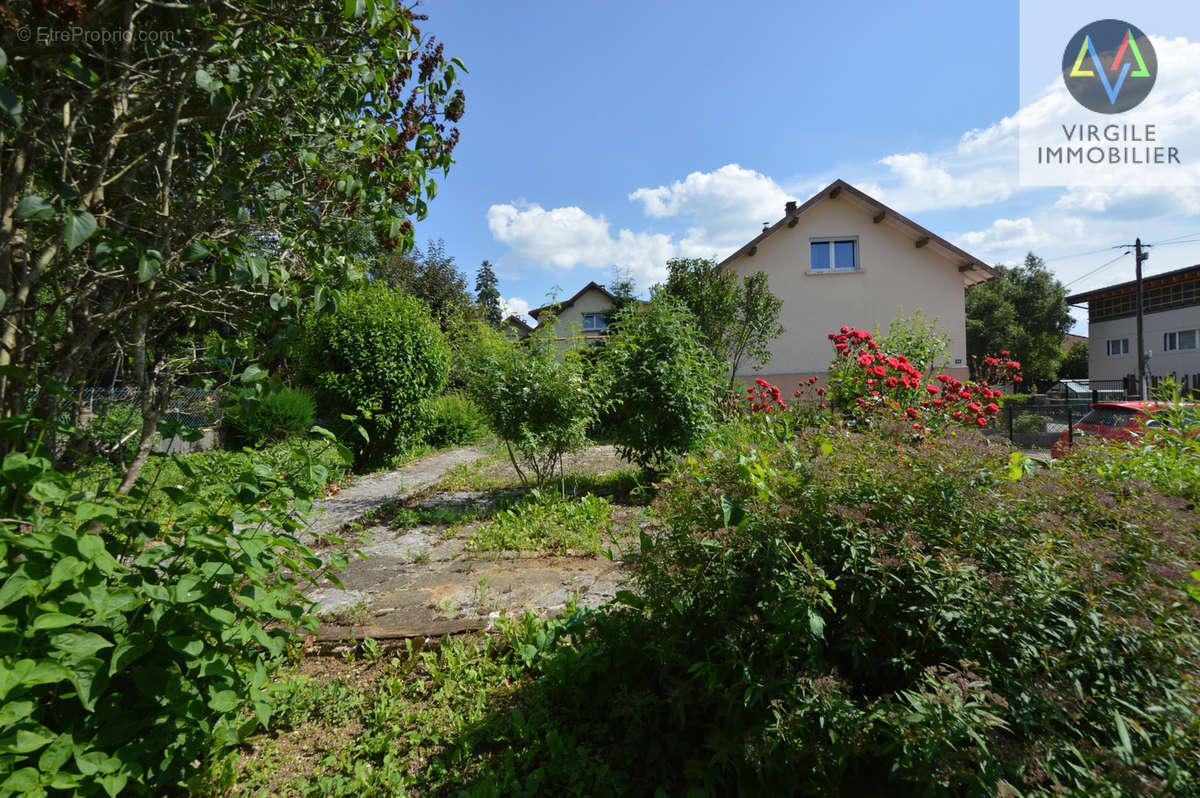 Maison à PONTARLIER