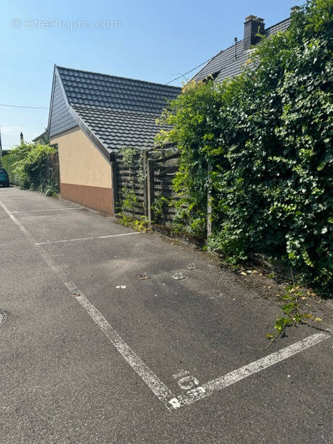 Parking à SAINT-LOUIS